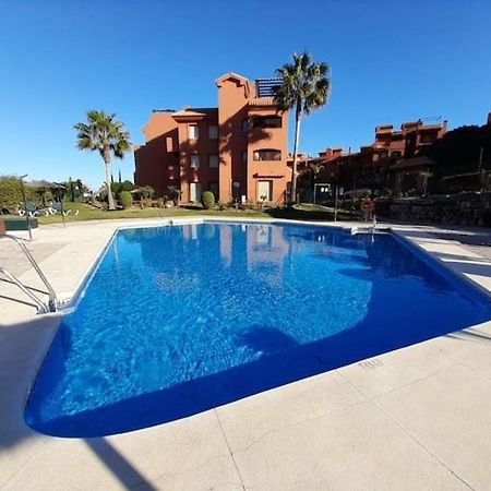 Apartamento Espacioso Muy Tranquilo Con Piscinas Y Jardines Cercano A La Playa Estepona Esterno foto